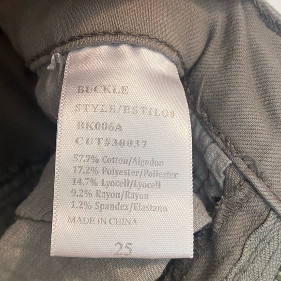 Buckle green khaki pant woman’s size 25 - Picture 4 of 4